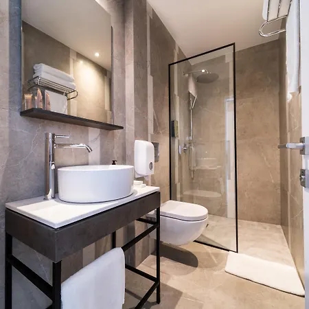 Alinea Center Apartmanhotel Limassol